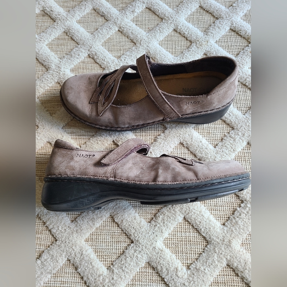 NAOT Women’s Primrose Mary Jane Brown Leather Shoes Size EU‎ 42 US 11-11.5